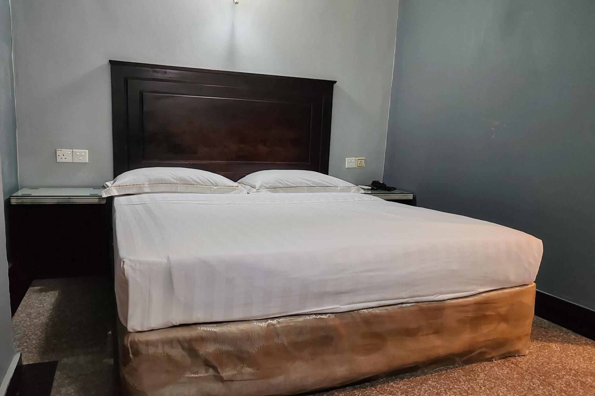 Hotel Sri Puchong Bagian luar foto