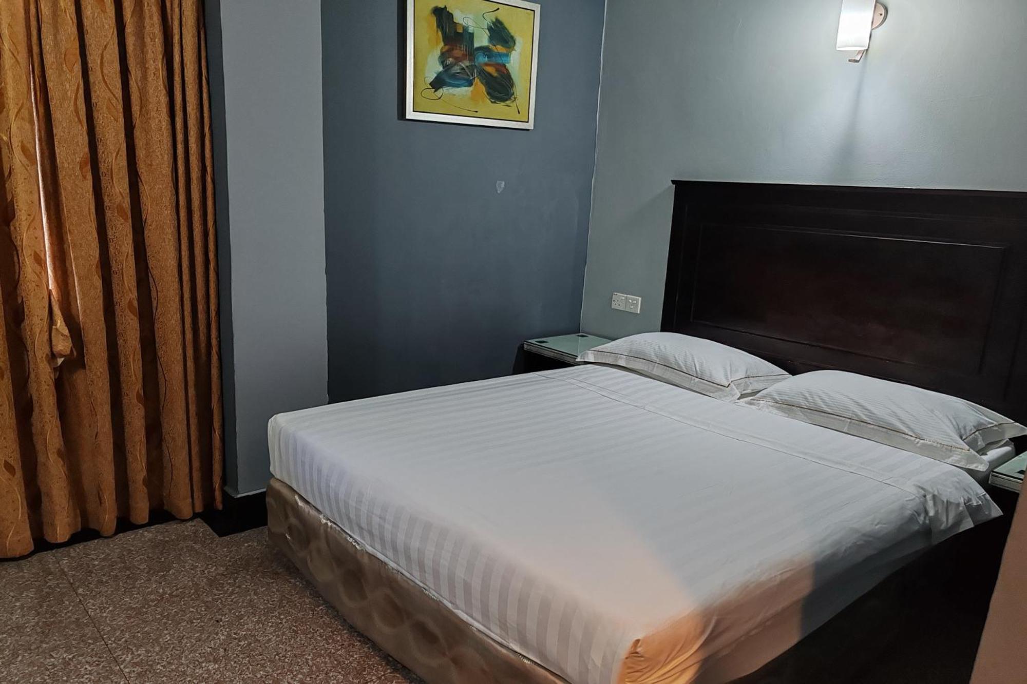 Hotel Sri Puchong Bagian luar foto
