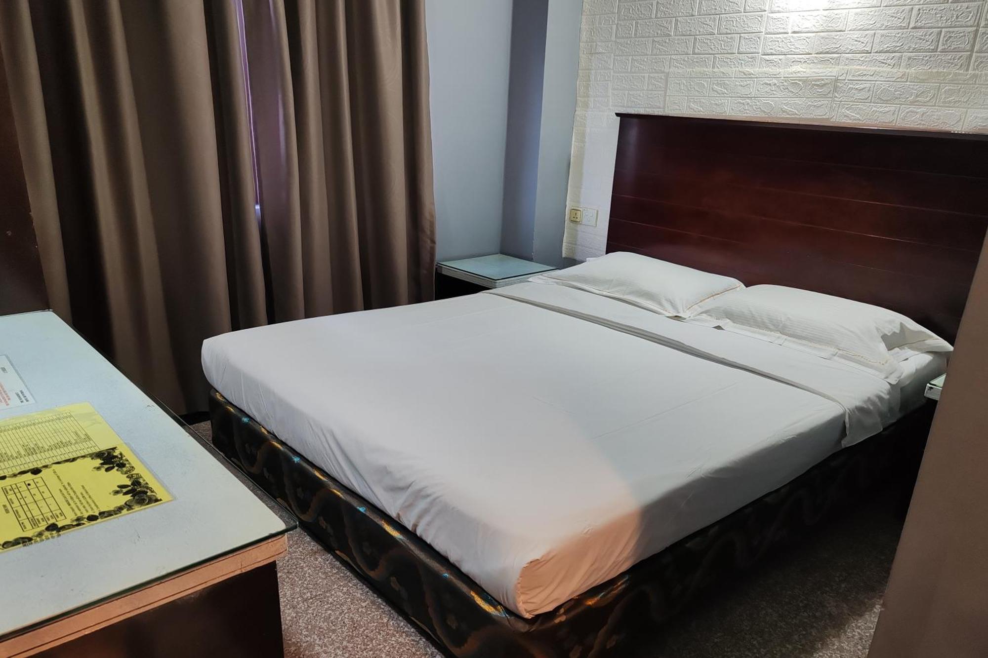 Hotel Sri Puchong Bagian luar foto