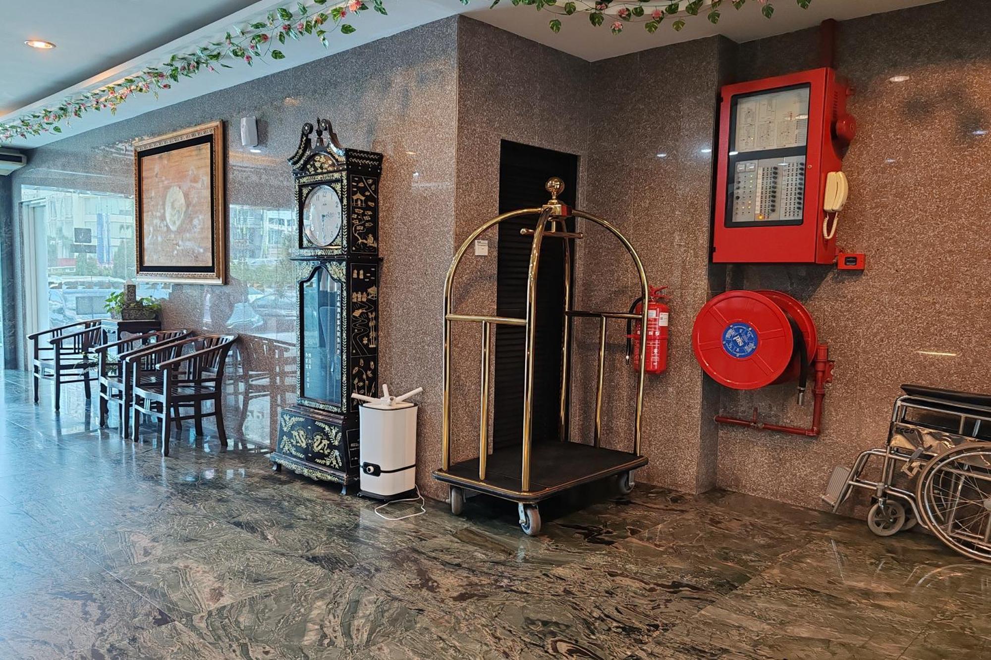 Hotel Sri Puchong Bagian luar foto