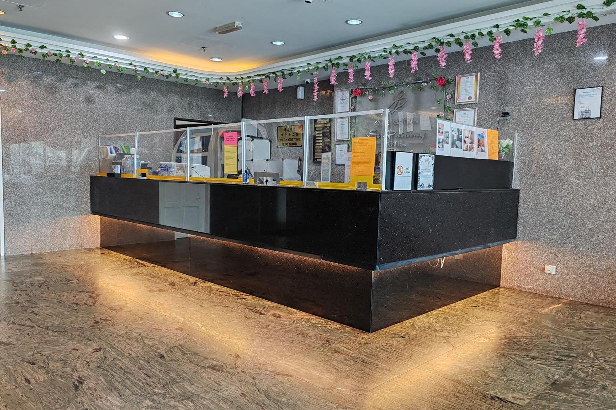 Hotel Sri Puchong Bagian luar foto