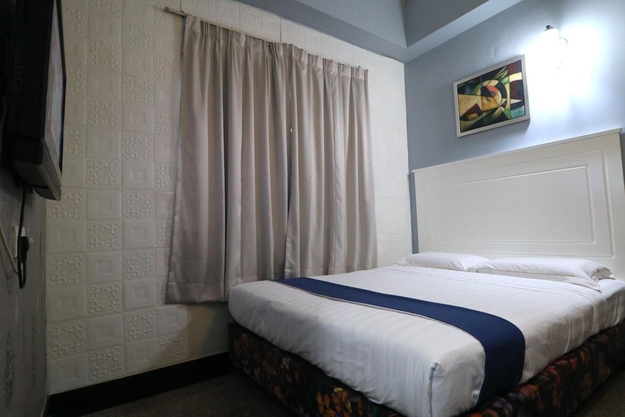 Hotel Sri Puchong Bagian luar foto