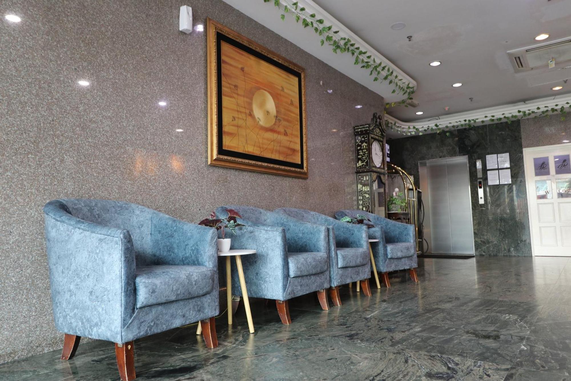 Hotel Sri Puchong Bagian luar foto