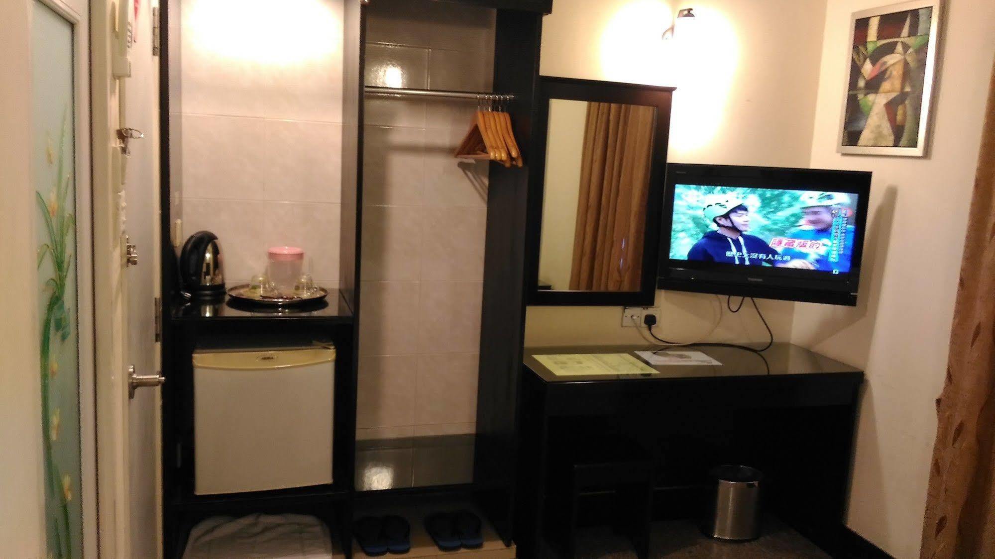 Hotel Sri Puchong Bagian luar foto